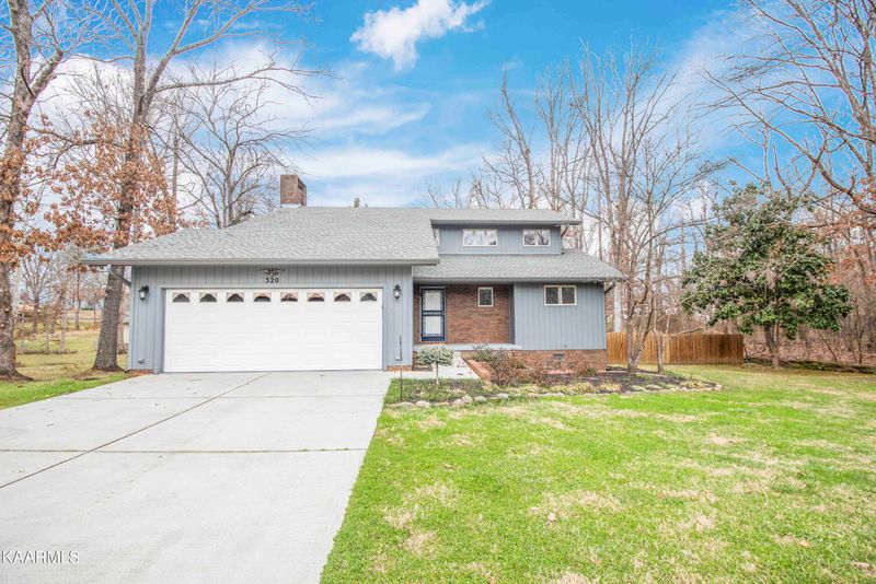 320 Birchwood Ln, Sevierville, TN 37862