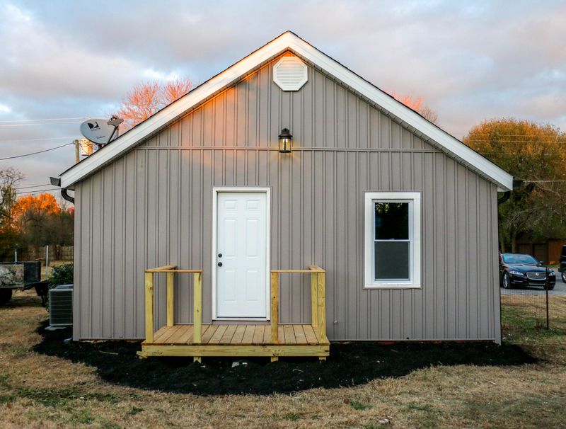 320 Dotson Rd, Greenback, TN 37742