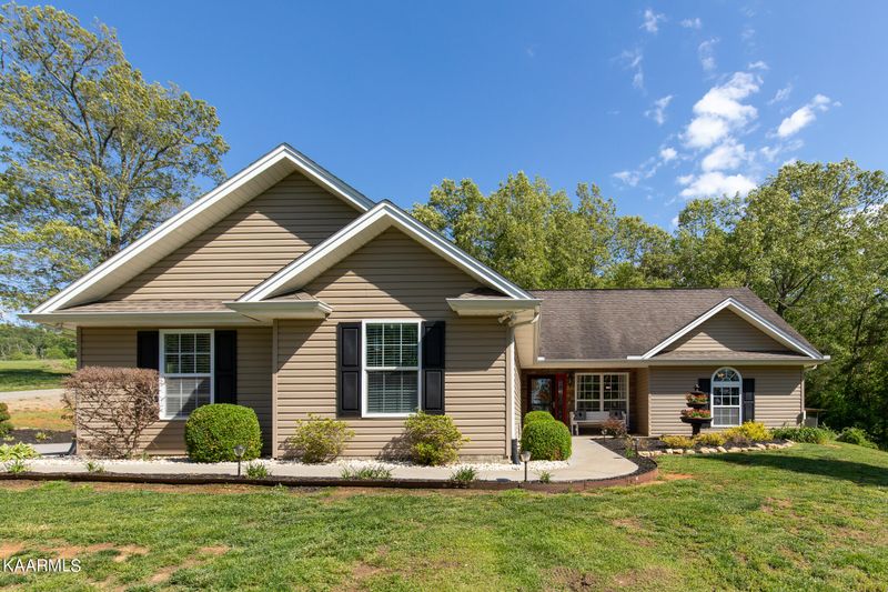 320 Illa Clyde Lane Way, Sevierville, TN 37876