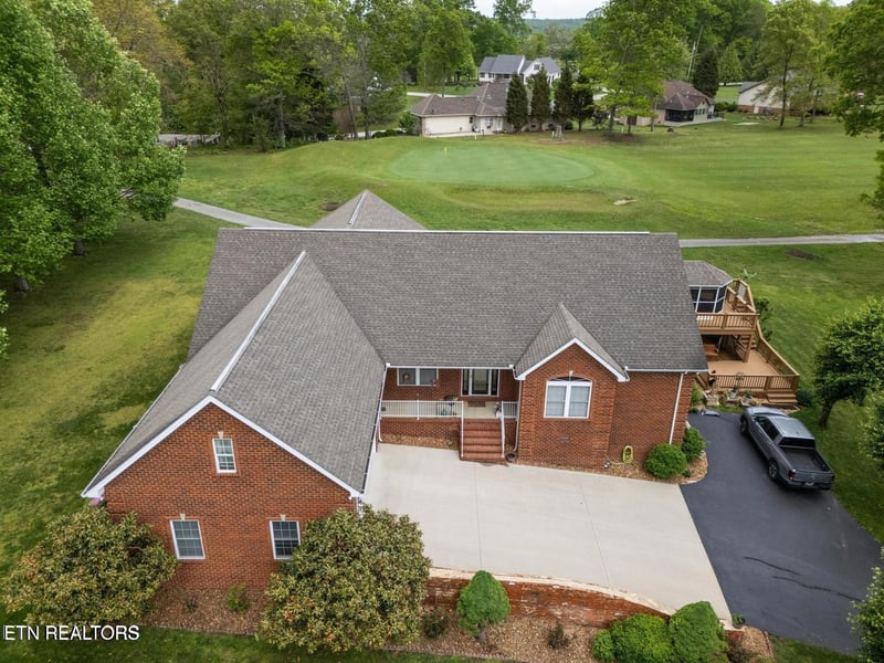 320 Iron Wood Cir, Crossville, TN 38571