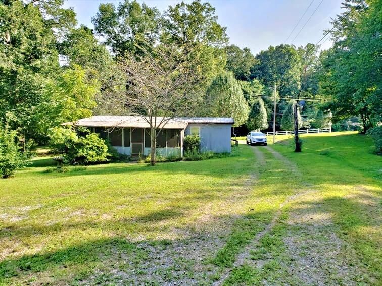 320 Mans Hollow Rd, Kingston, TN 37763