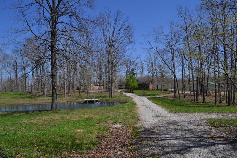 320 Old Ridge Rd, Sparta, TN 38583