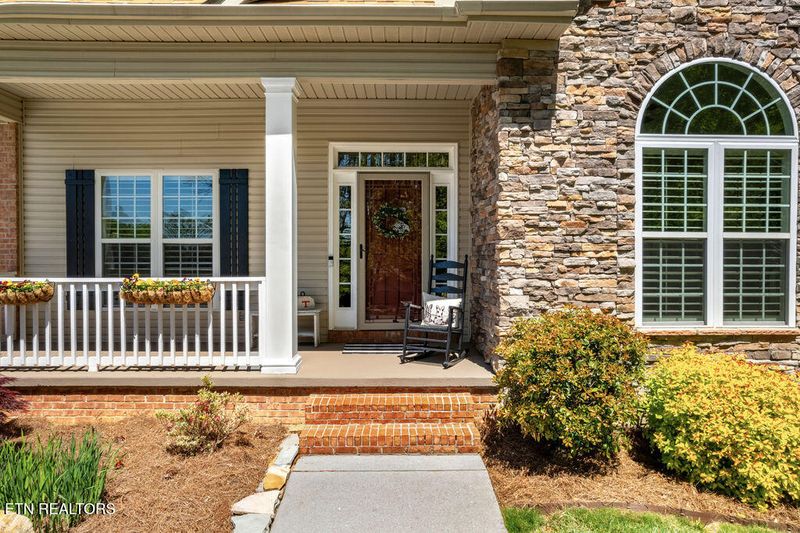 320 Ootsima Ln, Loudon, TN 37774
