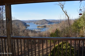 320 Sara Ln, Maynardville, TN 37807