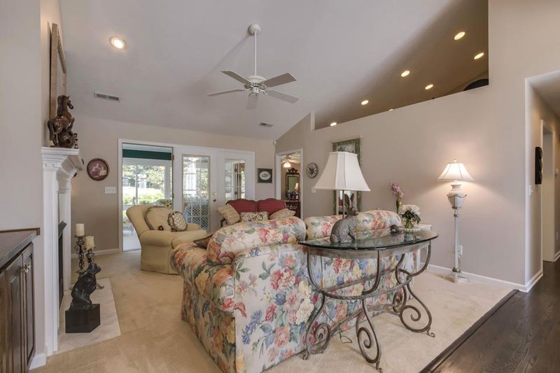 320 Tigitsi Way, Loudon, TN 37774
