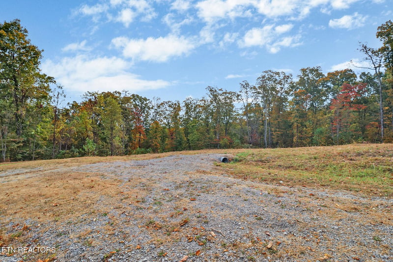 320 Upper Eagles Nest Rd, Crab Orchard, TN 37723
