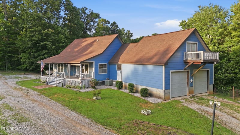 320 Wild Turkey Tr, Oneida, TN 37841