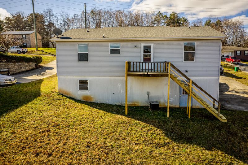 320 Willow Greene Dr, Morristown, TN 37814