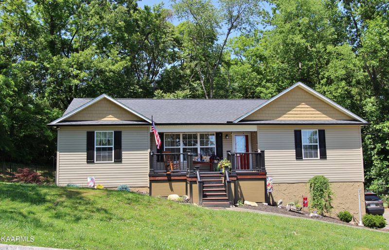 3201 Culpepper Rd, Knoxville, TN 37917