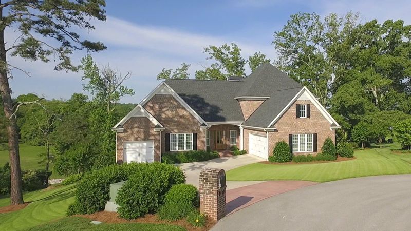 3202 Lowes Ldg, Louisville, TN 37777