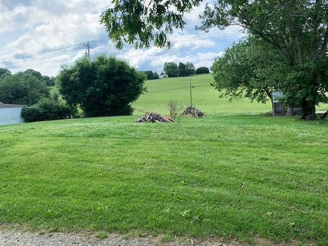 3203 Patty Rd, Maryville, TN 37803