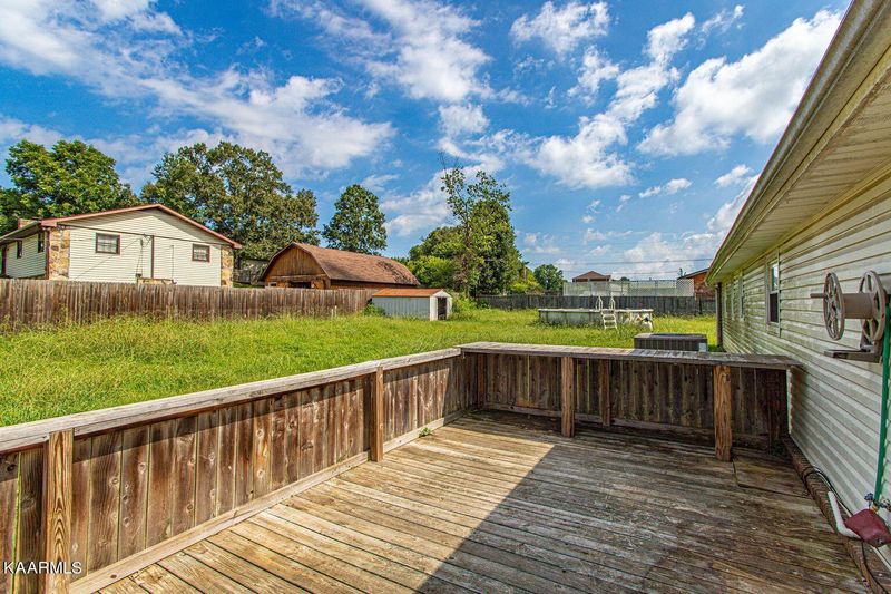 3204 Chilhowee Heights Rd, Maryville, TN 37803