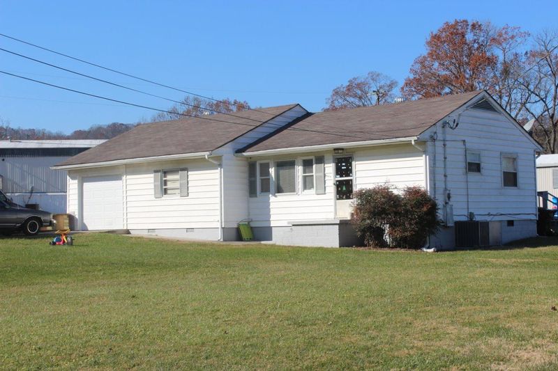 3205 Rifle Range Dr, Knoxville, TN 37918
