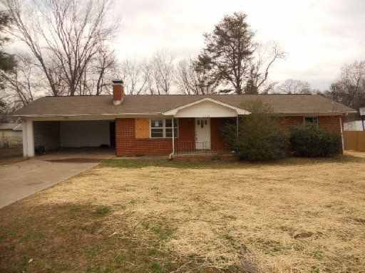 3206 Cross Valley Rd, Knoxville, TN 37917