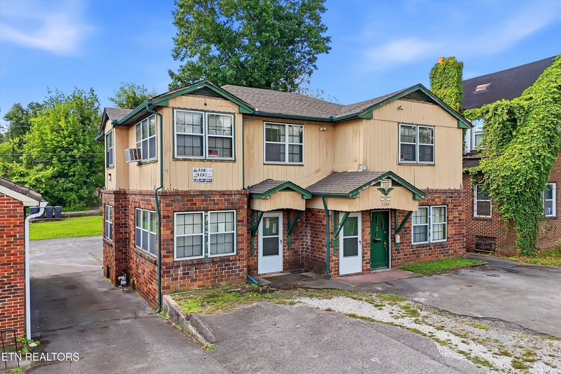 3206 E Magnolia Ave, Knoxville, TN 37914