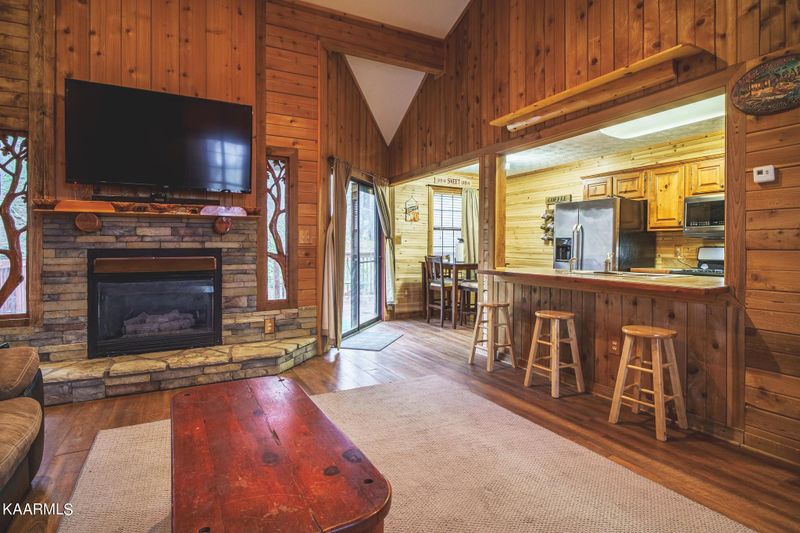 3206 Pine Way, Pigeon Forge, TN 37863