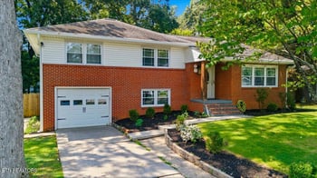 3207 Hazelwood Rd, Knoxville, TN 37921