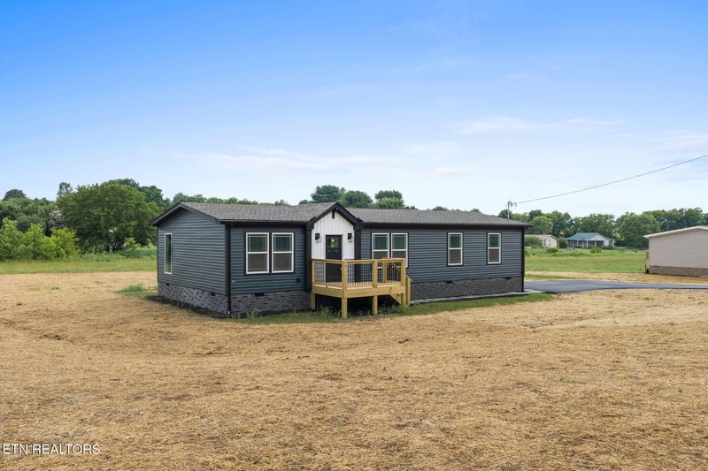 3207 Sweetwater Vonore Rd, Sweetwater, TN 37874