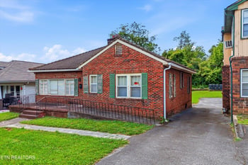 3208 E Magnolia Ave, Knoxville, TN 37914