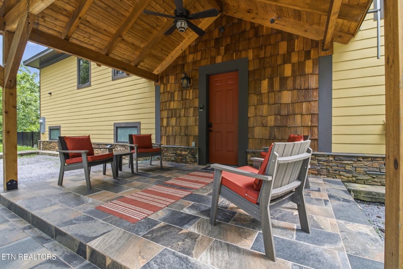3208 Tanglewood Dr, Sevierville, TN 37876