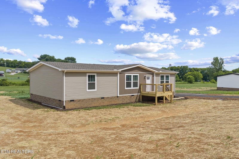 3209 Sweetwater Vonore Rd, Sweetwater, TN 37874
