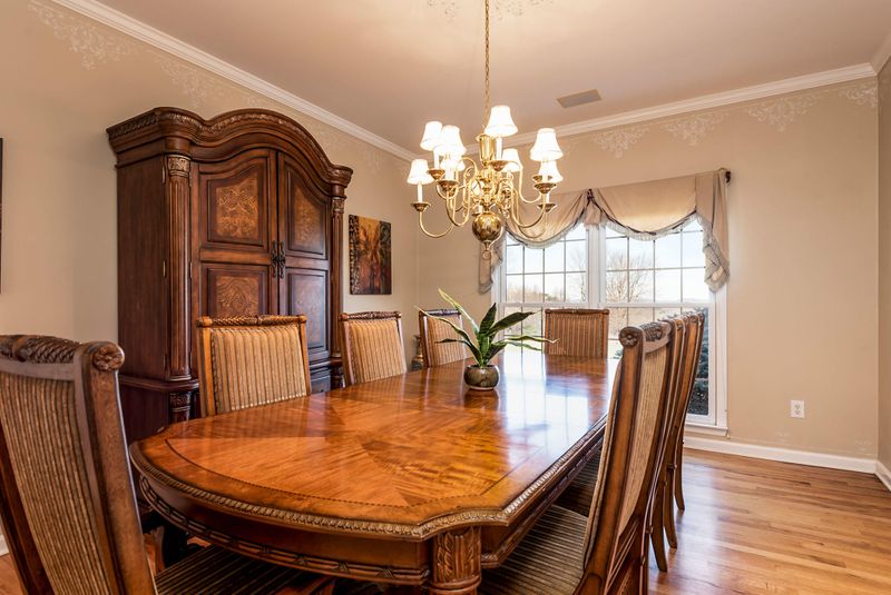 3209 Topside Dr, Kodak, TN 37764