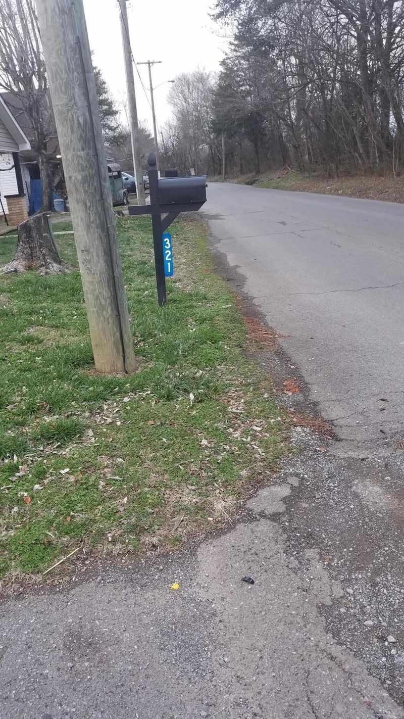 321 E Main St, Englewood, TN 37329