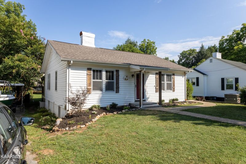 321 Lynn Ave, Athens, TN 37303