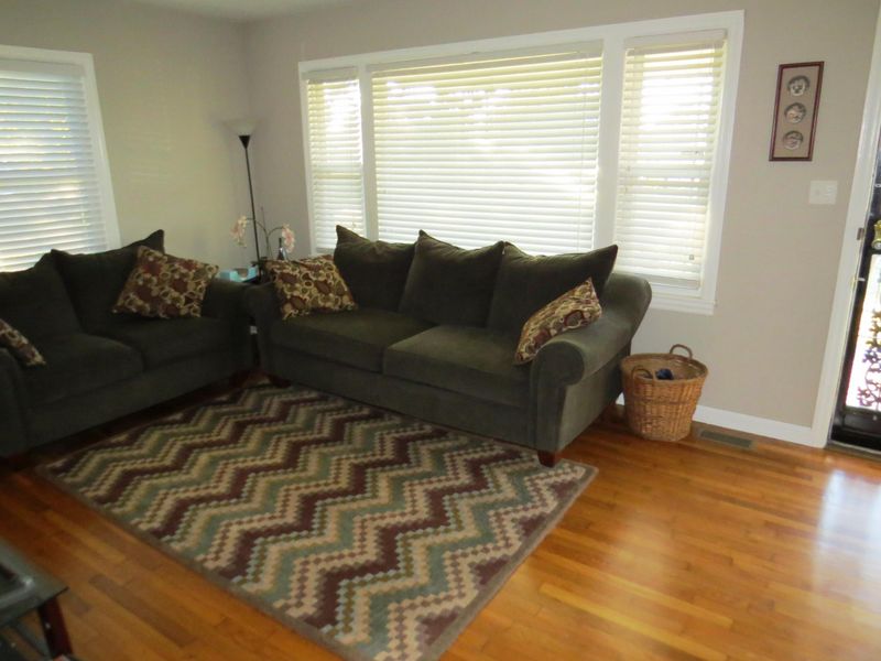 321 NE Cedar Ave, Knoxville, TN 37917