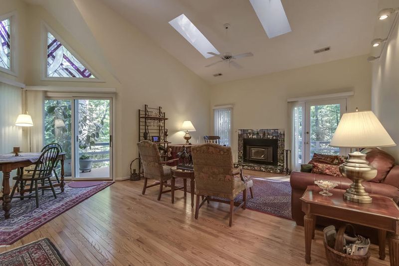 321 Oostanali Cir, Loudon, TN 37774