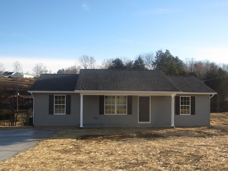 321 Pine St, Maynardville, TN 37807