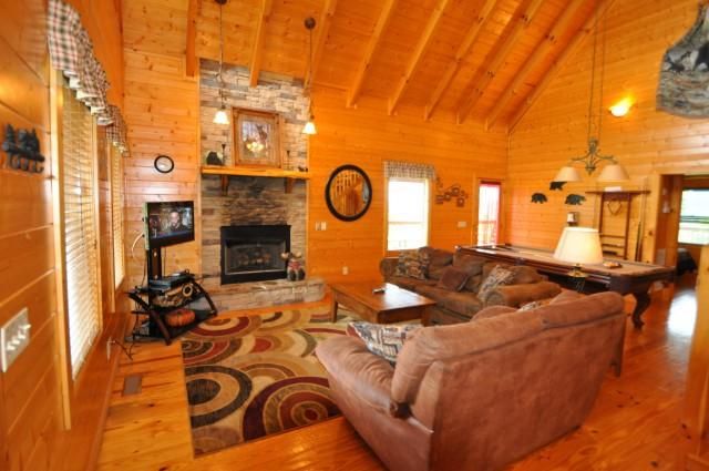 3210 Grinders Way, Sevierville, TN 37862