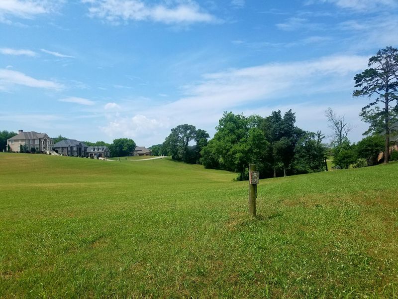 3210 Lowes Ldg, Louisville, TN 37777