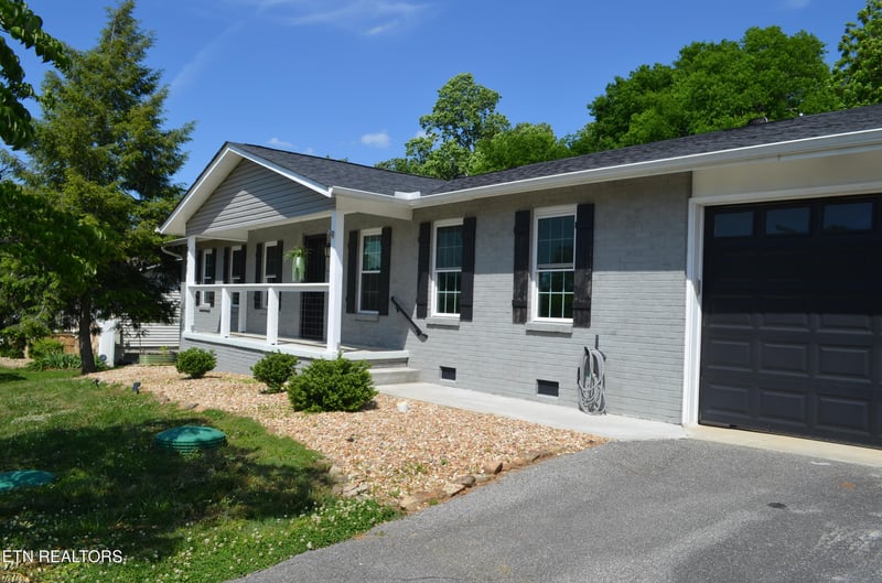3212 Boomerang Ln, Knoxville, TN 37931