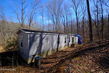 3212 Long Hollow Rd, Powell, TN 37849