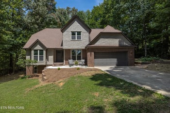 3212 Rocky Waters Dr, Louisville, TN 37777