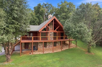 3213 Big Cove Ct, Sevierville, TN 37862