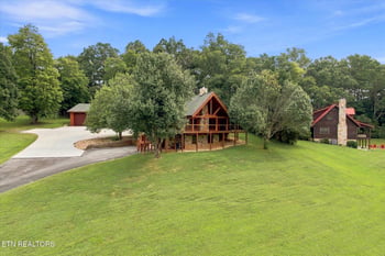 3213 Big Cove Ct, Sevierville, TN 37862