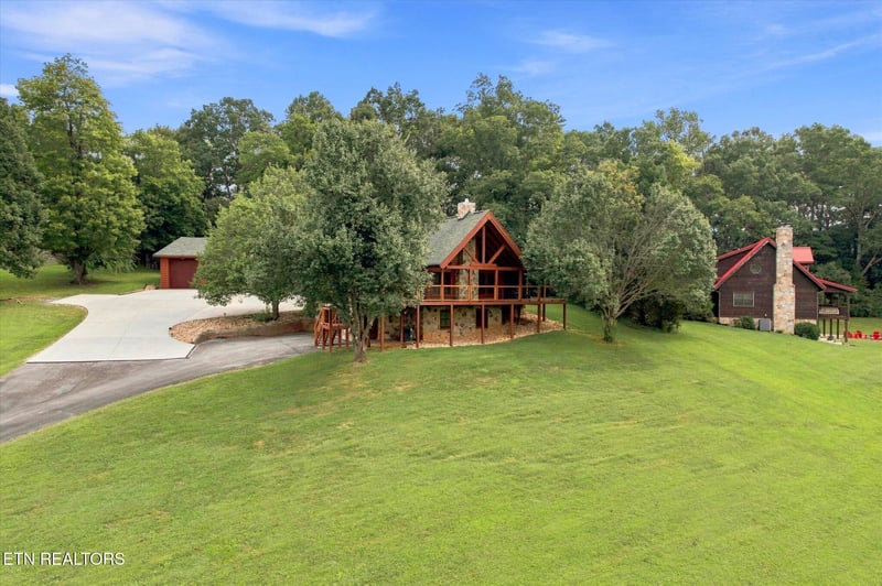 3213 Big Cove Ct, Sevierville, TN 37862