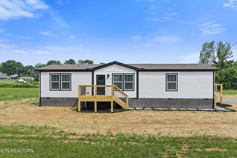 3213 Sweetwater Vonore Rd, Sweetwater, TN 37874