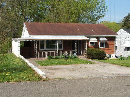 3215 Barton St, Knoxville, TN 37917