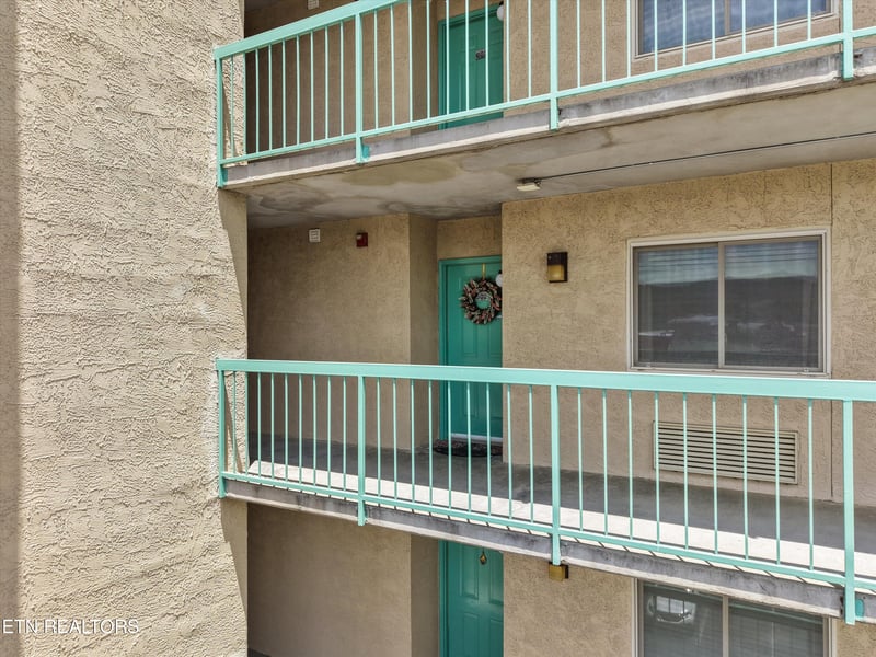 3215 N River Rd #502, Pigeon Forge, TN 37863