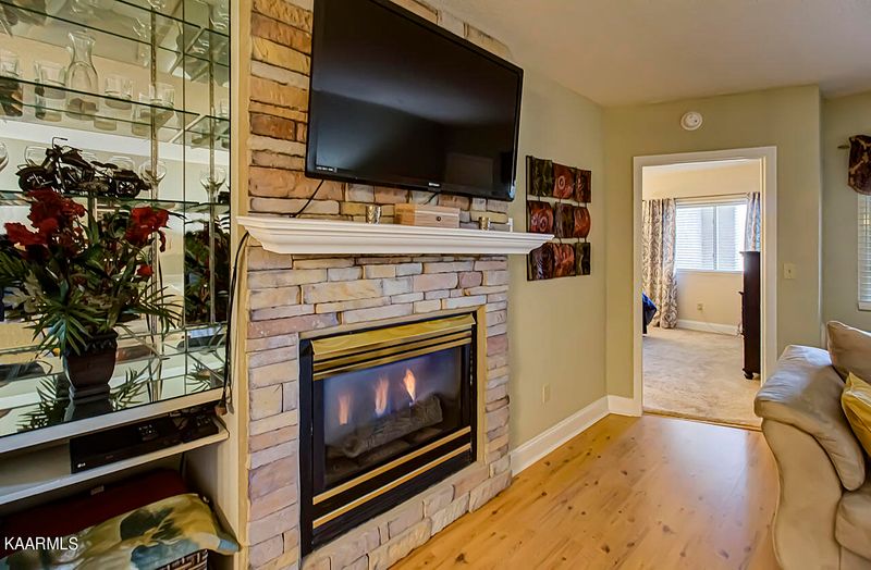 3215 N River Rd #605, Pigeon Forge, TN 37863