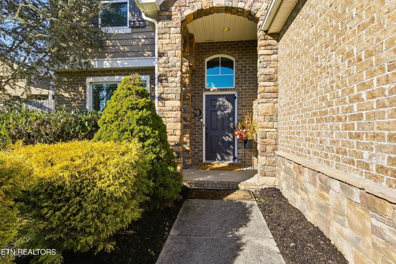 3215 Saddle Path Ln, Knoxville, TN 37931