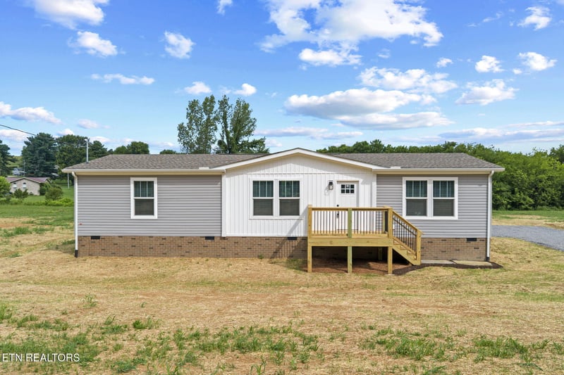 3215 Sweetwater Vonore Rd, Sweetwater, TN 37874