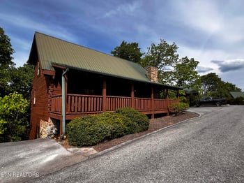 3216 White Falcon Way #19, Pigeon Forge, TN 37863