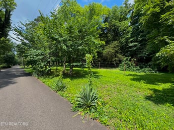 3217 Curtis Ln, Knoxville, TN 37918