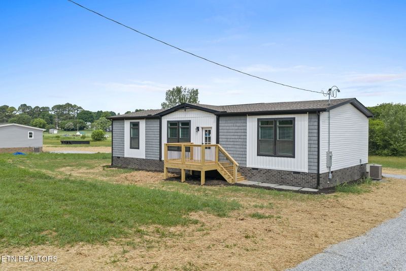 3217 Sweetwater Vonore Rd, Sweetwater, TN 37874
