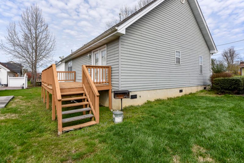 3218 Mill St, Pigeon Forge, TN 37863