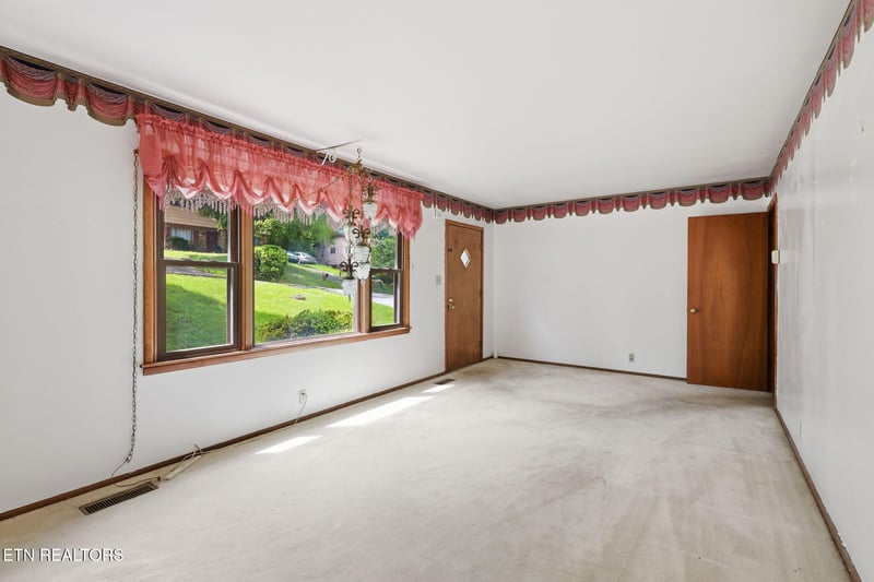 3219 Lay Ave, Knoxville, TN 37914